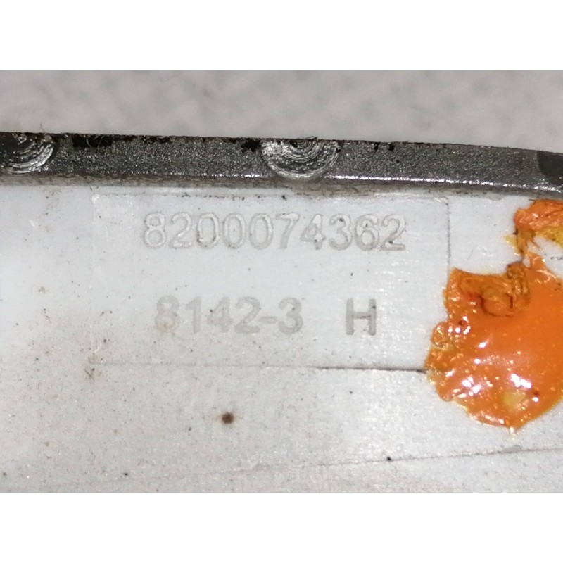 Recambio de luz interior para dacia sandero ambiance referencia OEM IAM 8200074362  