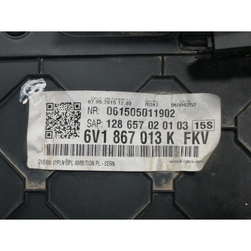 Recambio de guarnecido puerta delantera izquierda para skoda fabia active referencia OEM IAM 6V1867013K  