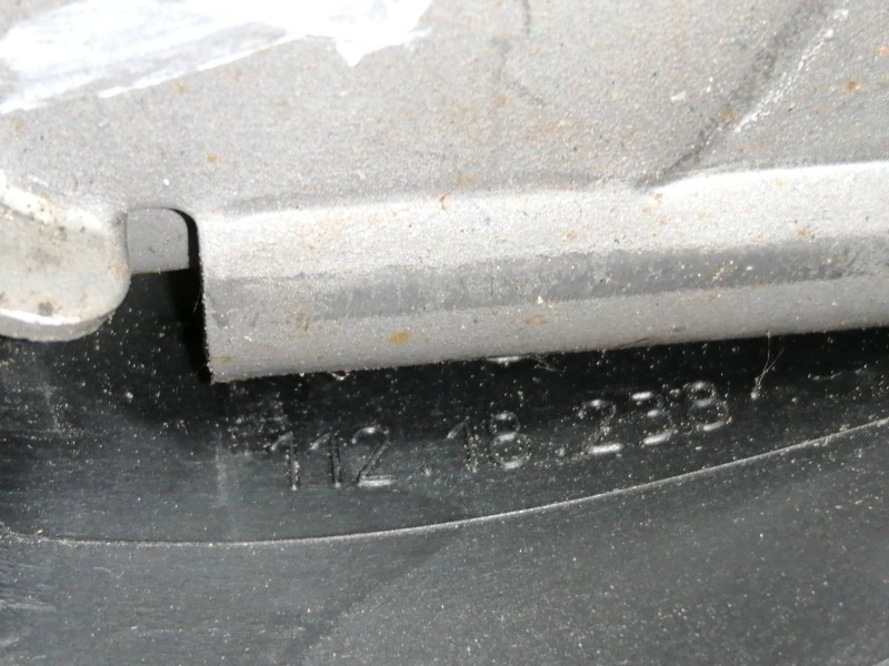 Recambio de palanca freno de mano para dacia sandero ambiance referencia OEM IAM 11218238  