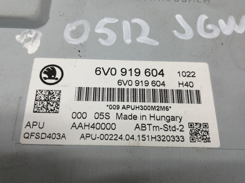 Recambio de pantalla multifuncion para skoda fabia active referencia OEM IAM 6V0919604  