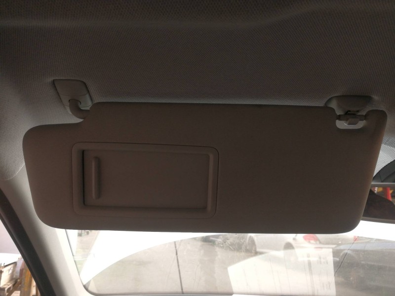 Recambio de parasol izquierdo para skoda fabia active referencia OEM IAM 5JC857F2F4  