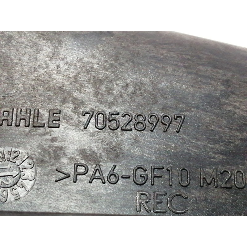 Recambio de filtro aire para bmw serie 5 lim. (f10) 535d referencia OEM IAM 70528997  