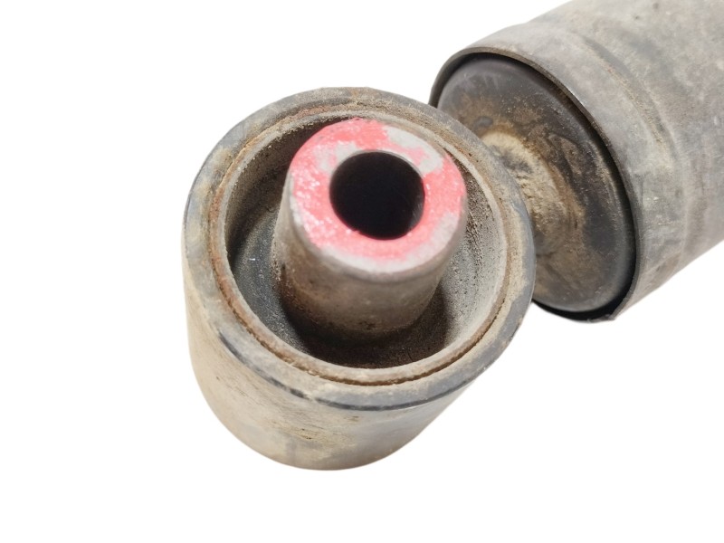 Recambio de amortiguador trasero derecho para renault koleos dynamique pack2 referencia OEM IAM   