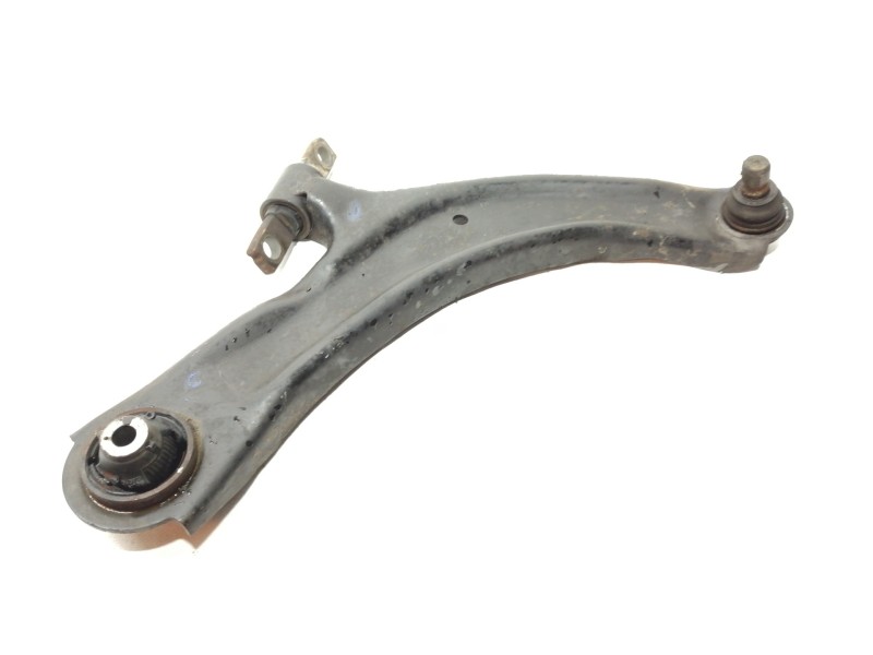 Recambio de brazo suspension inferior delantero derecho para renault koleos dynamique pack2 referencia OEM IAM   