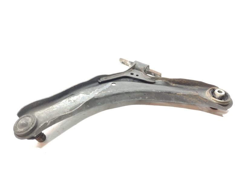 Recambio de brazo suspension inferior delantero derecho para renault koleos dynamique pack2 referencia OEM IAM   