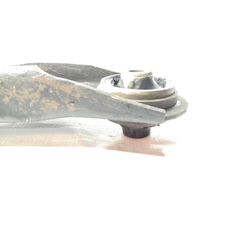 Recambio de brazo suspension inferior delantero derecho para renault koleos dynamique pack2 referencia OEM IAM   