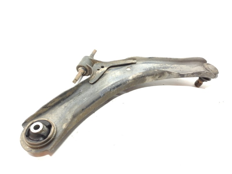 Recambio de brazo suspension inferior delantero izquierdo para renault koleos dynamique pack2 referencia OEM IAM   