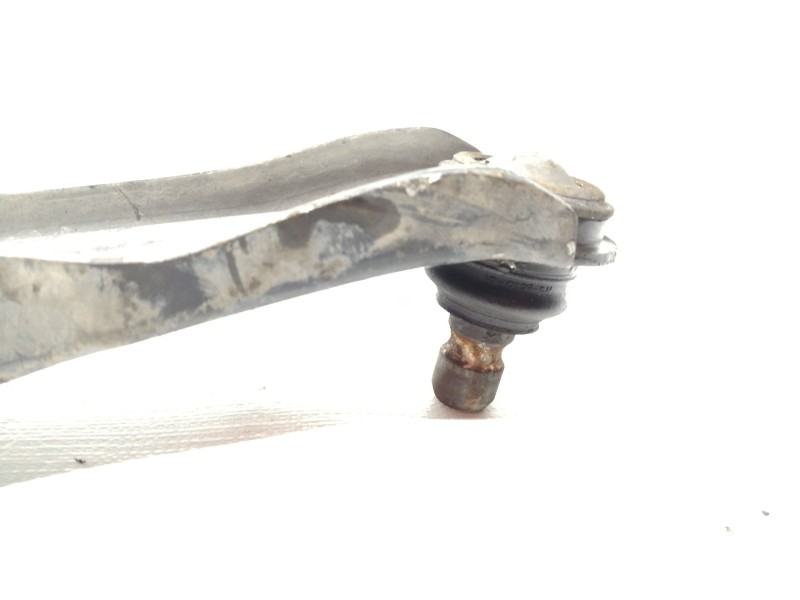 Recambio de brazo suspension inferior delantero izquierdo para renault koleos dynamique pack2 referencia OEM IAM   