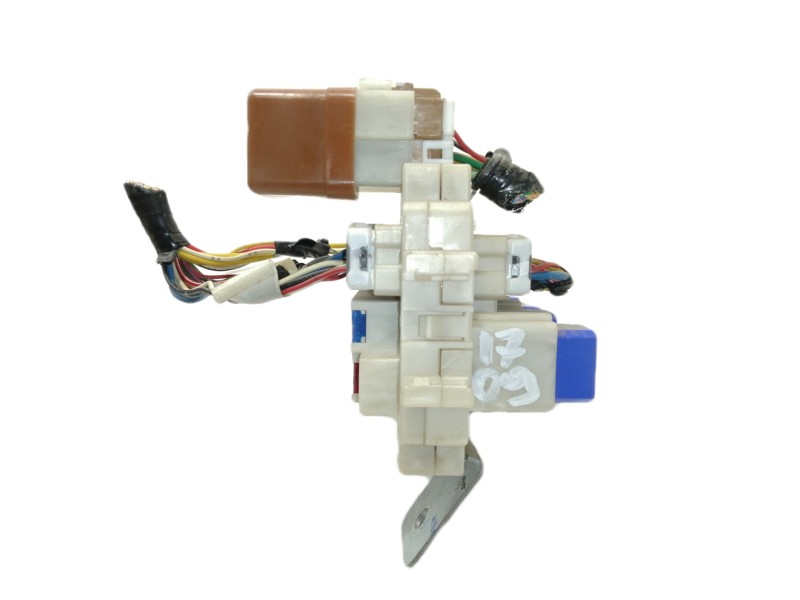 Recambio de caja reles / fusibles para renault koleos dynamique pack2 referencia OEM IAM JY00A C0933JY00A J700A8D08