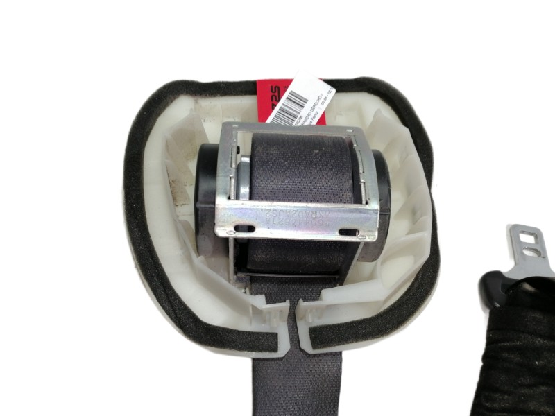 Recambio de cinturon seguridad trasero derecho para renault koleos dynamique pack2 referencia OEM IAM 88844JZ10A 88844JZ10A 