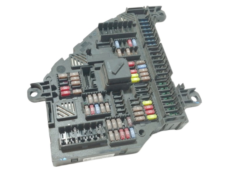 Recambio de caja reles / fusibles para bmw serie 5 lim. (f10) 535d referencia OEM IAM 317033451 01670499 / 16704981 016704991
