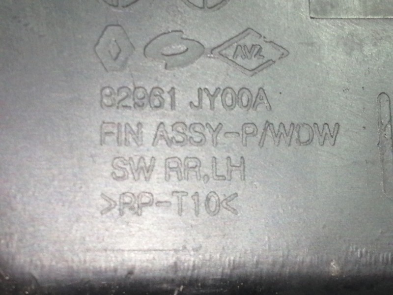 Recambio de mando elevalunas trasero izquierdo para renault koleos dynamique pack2 referencia OEM IAM 25411JY00A 82961JY00A 