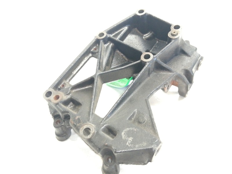Recambio de soporte alternador para peugeot 307 cc (s1) 2.0 referencia OEM IAM   