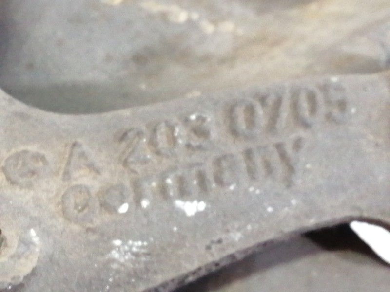 Recambio de mangueta trasera izquierda para mercedes-benz clase clk (w209) coupe 320 cdi (209.320) referencia OEM IAM A2030705  