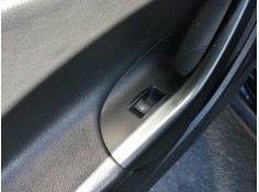Recambio de mando elevalunas trasero izquierdo para volkswagen passat berlina (3c2) trendline referencia OEM IAM    2