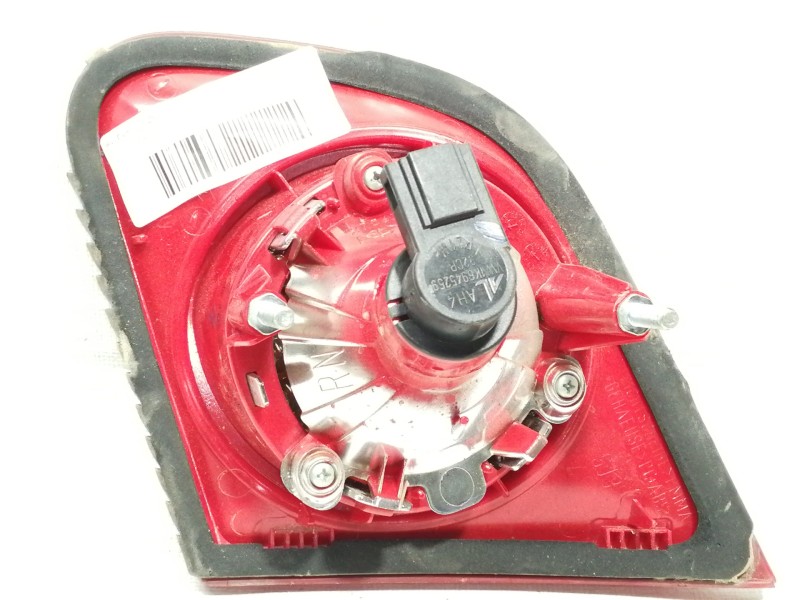 Recambio de piloto trasero izquierdo interior para volkswagen passat berlina (3c2) trendline referencia OEM IAM 3C5945093  