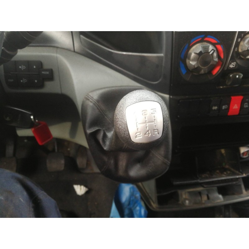 Recambio de pomo palanca cambio para iveco daily caja cerrada (2006 =>) caja cerrada gran espacio 35s... batalla 3300 referencia