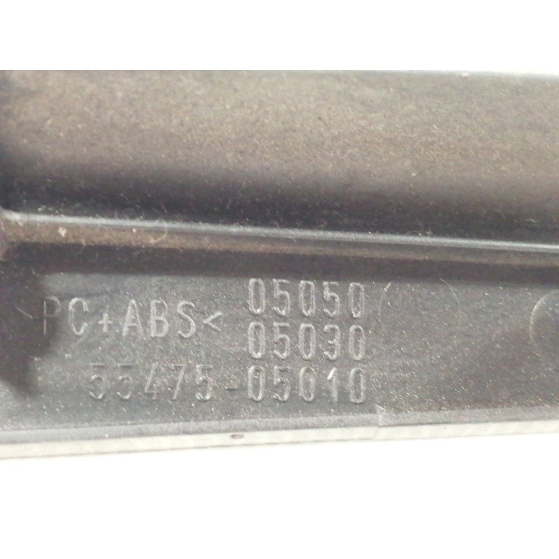 Recambio de moldura para toyota avensis wagon (t25) 1.8 sol referencia OEM IAM 5547505010  