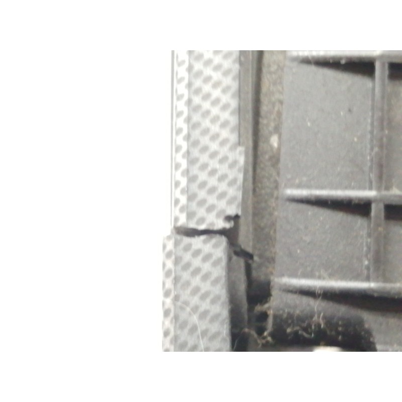 Recambio de moldura para toyota avensis wagon (t25) 1.8 sol referencia OEM IAM 5547505010  