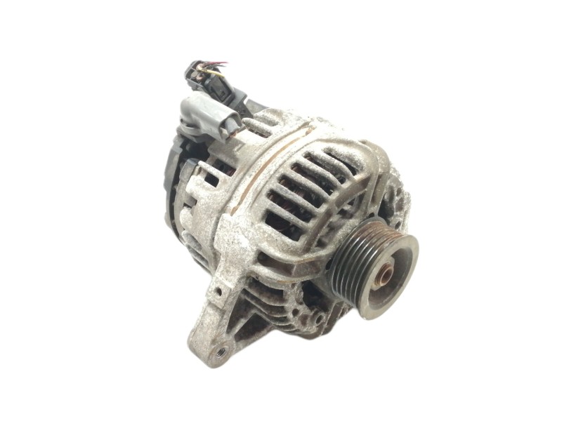 Recambio de alternador para toyota avensis wagon (t25) 1.8 sol referencia OEM IAM 0124315024  