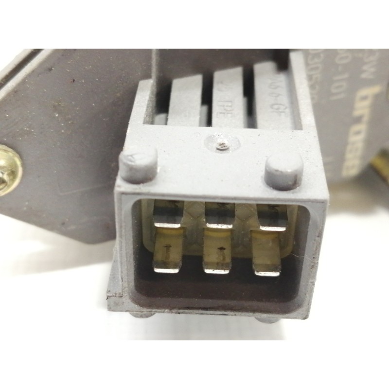 Recambio de elevalunas delantero derecho para toyota avensis wagon (t25) 1.8 sol referencia OEM IAM 6981005050 992046100 