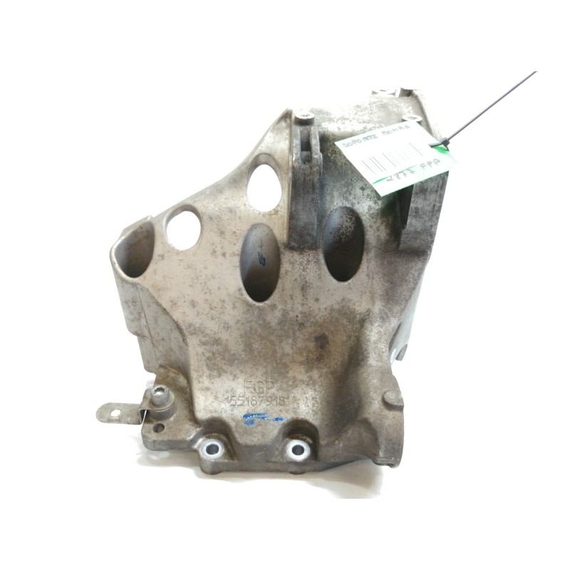 Recambio de soporte bomba inyeccion para opel vectra c berlina elegance referencia OEM IAM 55187918  