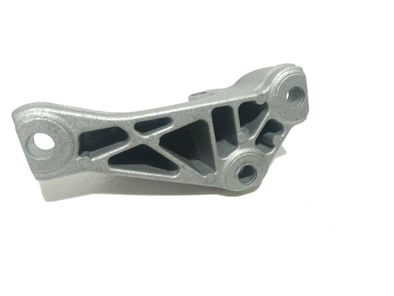 Recambio de soporte bomba inyeccion para bmw serie 1 coupe (e82) 118d referencia OEM IAM 13517804376 24168110 