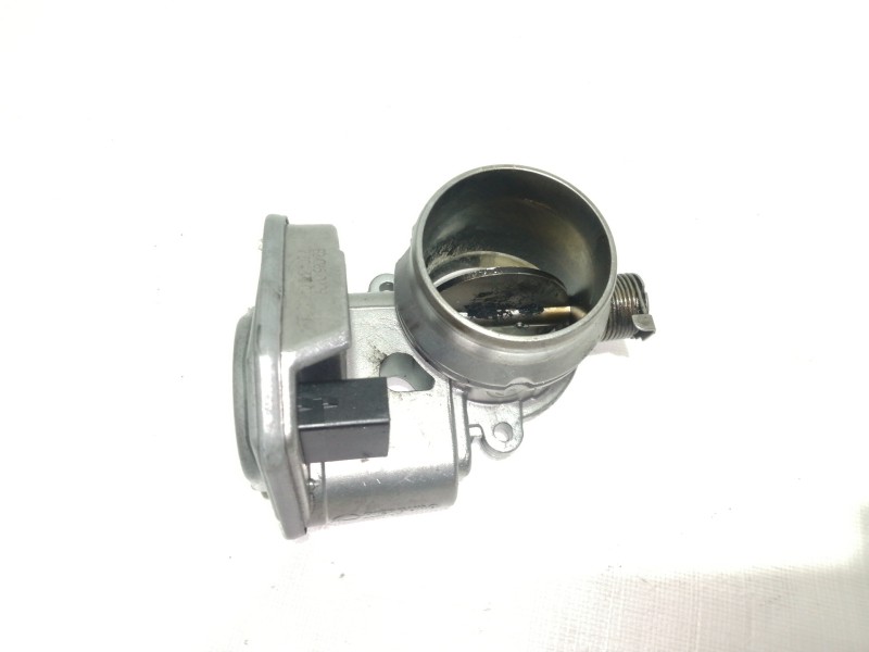 Recambio de caja mariposa para bmw serie 1 coupe (e82) 118d referencia OEM IAM 780437304  