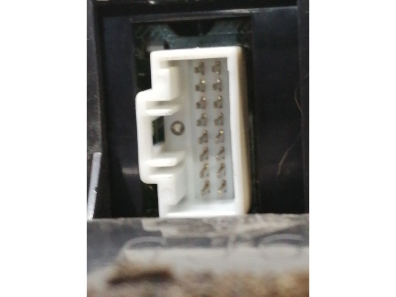 Recambio de pantalla multifuncion para mazda 6 berlina (gg) 2.0 crtd 136 active (5-ptas.) referencia OEM IAM CYVM4490A CADM4294K