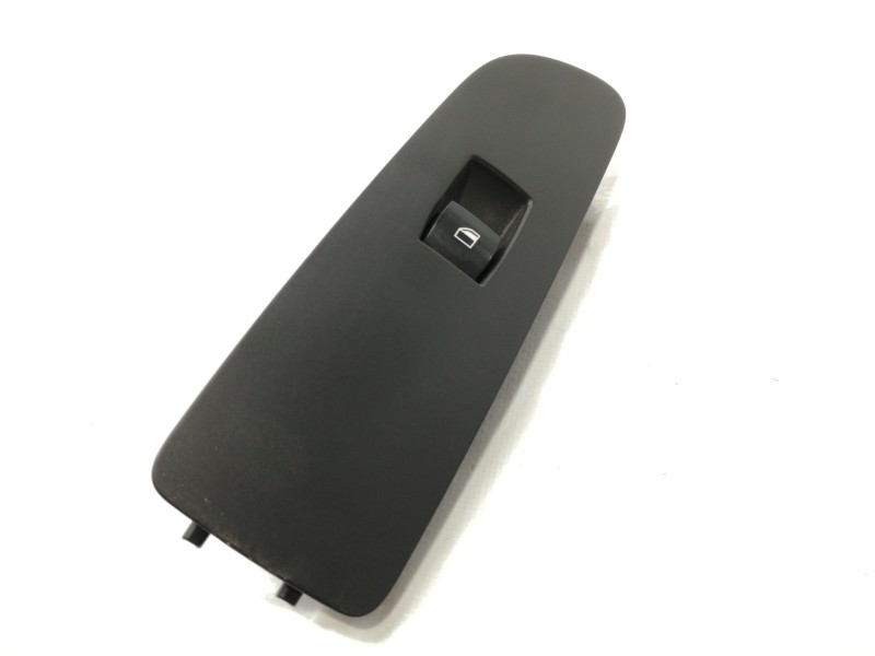 Recambio de mando elevalunas delantero derecho para bmw serie 1 coupe (e82) 118d referencia OEM IAM 15939966  