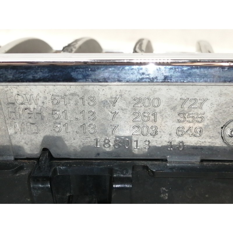 Recambio de rejilla delantera para bmw serie 5 lim. (f10) 535d referencia OEM IAM 51137200727 51137261355 / 51137203649 18801310