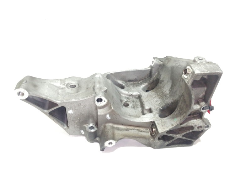 Recambio de soporte alternador para bmw serie 1 coupe (e82) 118d referencia OEM IAM 1116780263902 13992010 