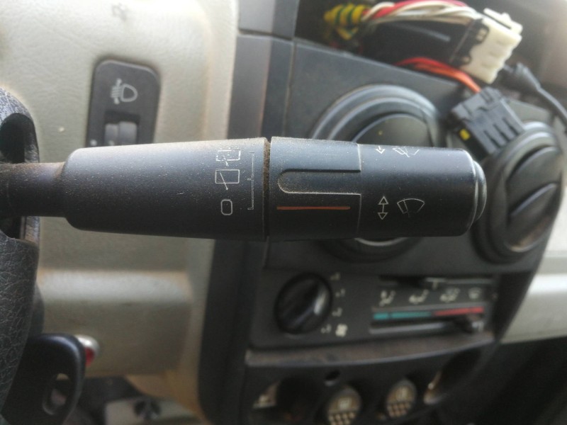 Recambio de mando limpia para ligier js20 referencia OEM IAM   