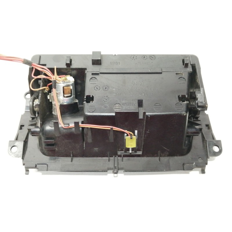 Recambio de cenicero para bmw serie 3 berlina (e90) 320d referencia OEM IAM   