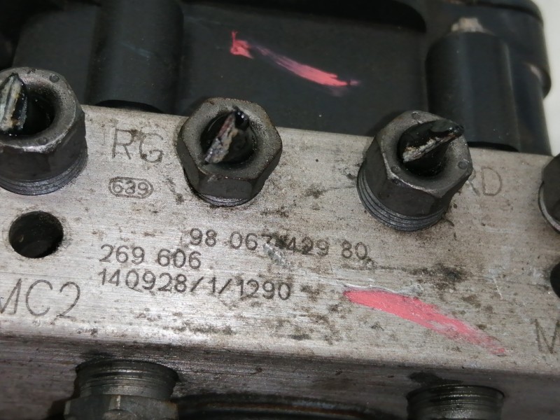 Recambio de abs para citroën c4 grand picasso seduction referencia OEM IAM 9806742980  