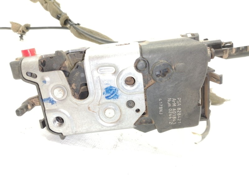 Recambio de cerradura puerta lateral izquierda para citroën berlingo cuadro sx referencia OEM IAM 828421 828421 