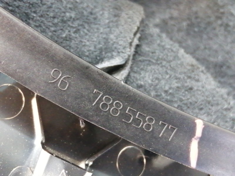 Recambio de guarnecidos palanca cambio para citroën c4 grand picasso seduction referencia OEM IAM 9678832177  