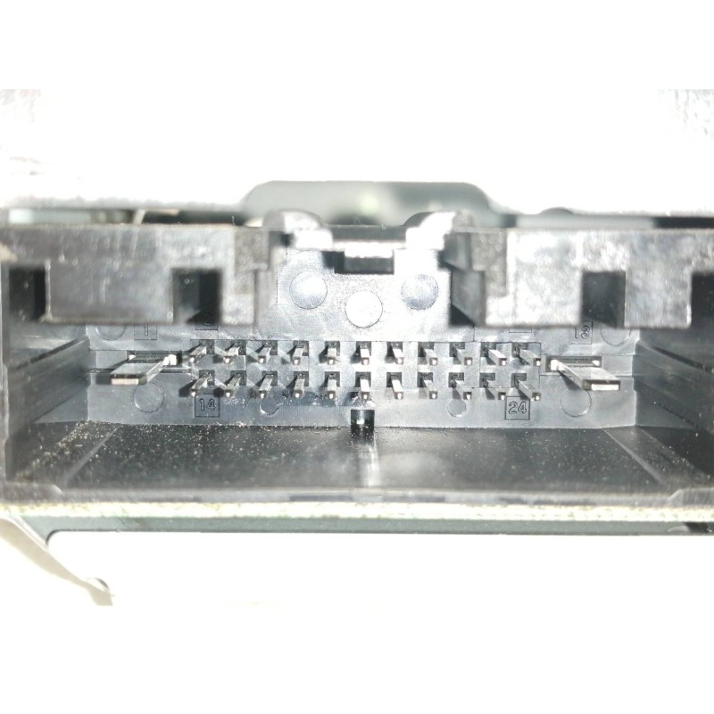 Recambio de sistema audio / radio cd para ford fiesta (cb1) trend referencia OEM IAM 10R035513 AA6T18C815 