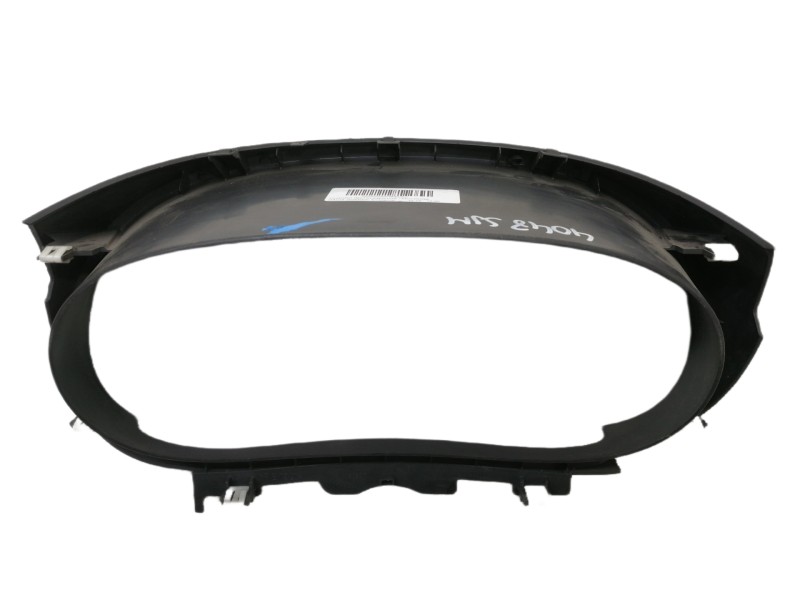 Recambio de moldura para dacia dokker ambiance referencia OEM IAM 681018265R 00115663 00129905 681019098R 00115663