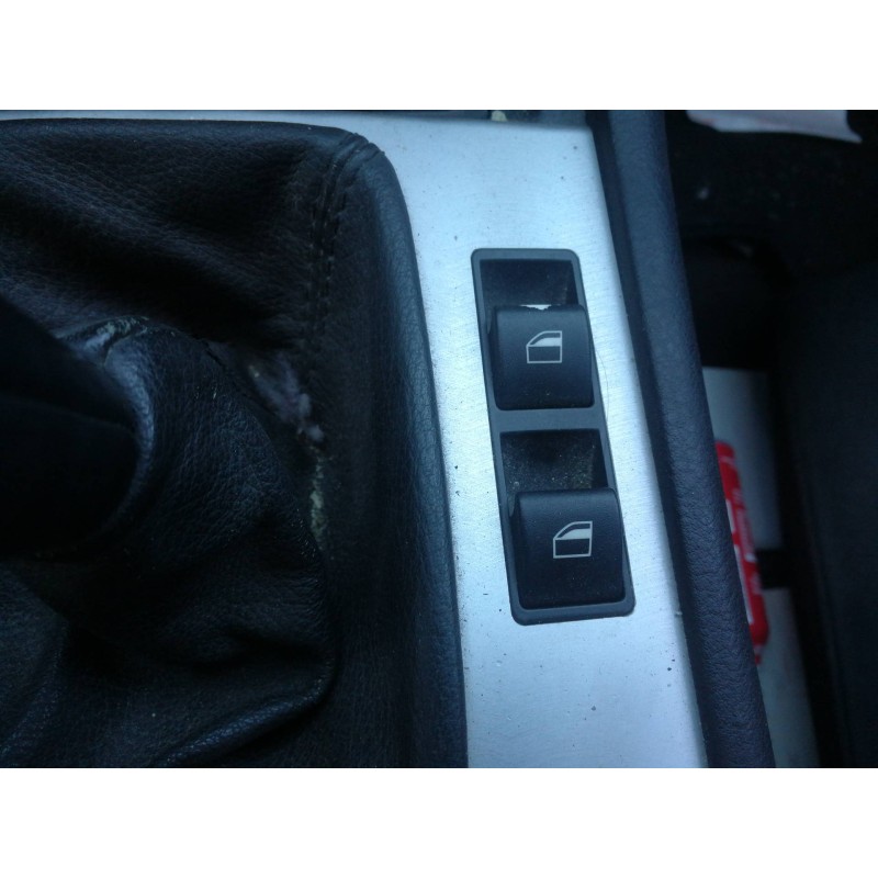 Recambio de mando elevalunas delantero derecho para bmw serie 3 berlina (e46) 320i edition exclusiv referencia OEM IAM 6902179  