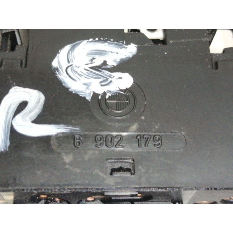 Recambio de mando elevalunas delantero derecho para bmw serie 3 berlina (e46) 320i edition exclusiv referencia OEM IAM 6902179  