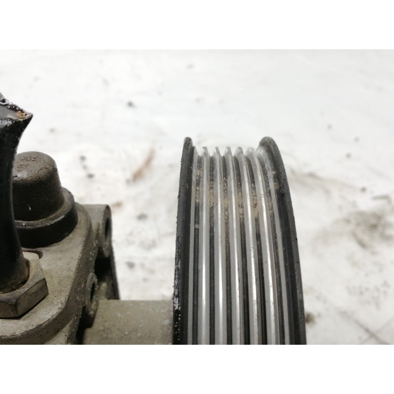 Recambio de bomba direccion para bmw serie 3 berlina (e46) 316i referencia OEM IAM 7613955116 6750111B 