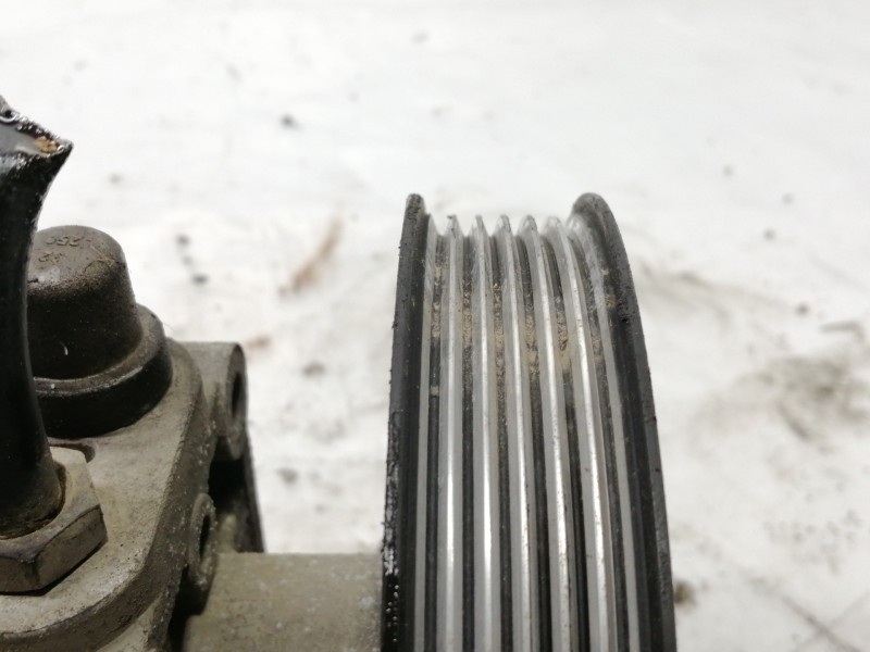 Recambio de bomba direccion para bmw serie 3 berlina (e46) 316i referencia OEM IAM 7613955116 6750111B 