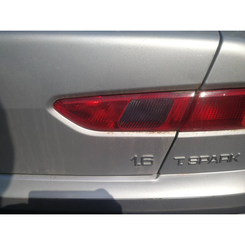 Recambio de piloto trasero derecho interior para alfa romeo 156 (116) 1.6 16v t.spark impression referencia OEM IAM 29032001  