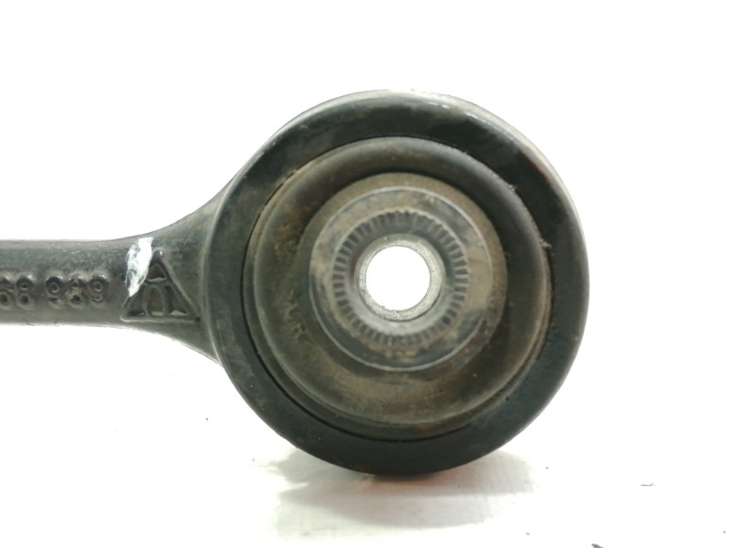 Recambio de brazo suspension superior delantero derecho para bmw x1 (e84) xdrive 20d referencia OEM IAM 6768989  