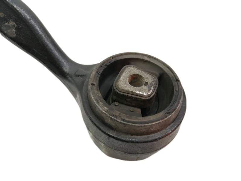 Recambio de brazo suspension inferior delantero izquierdo para bmw x1 (e84) xdrive 20d referencia OEM IAM 6768983  