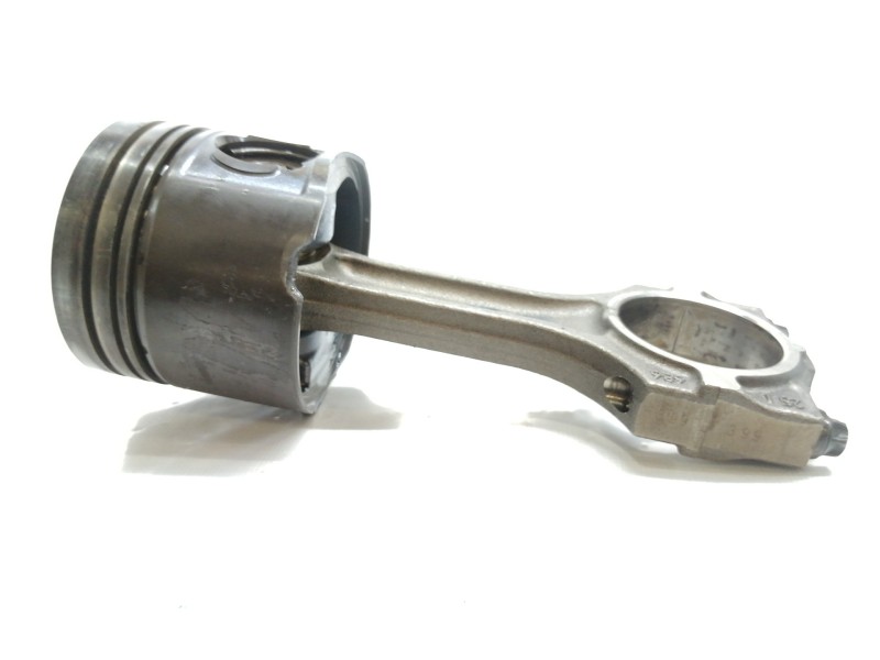 Recambio de piston para bmw serie 3 berlina (e46) 320d referencia OEM IAM   