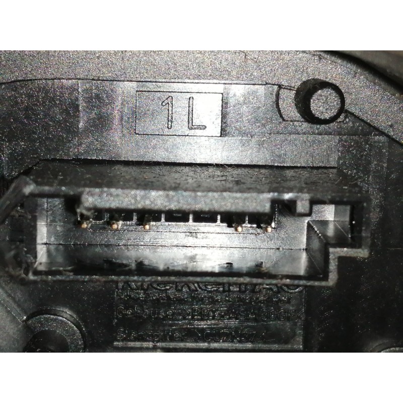 Recambio de cerradura puerta trasera izquierda para bmw x1 (e84) xdrive 20d referencia OEM IAM 7229459  