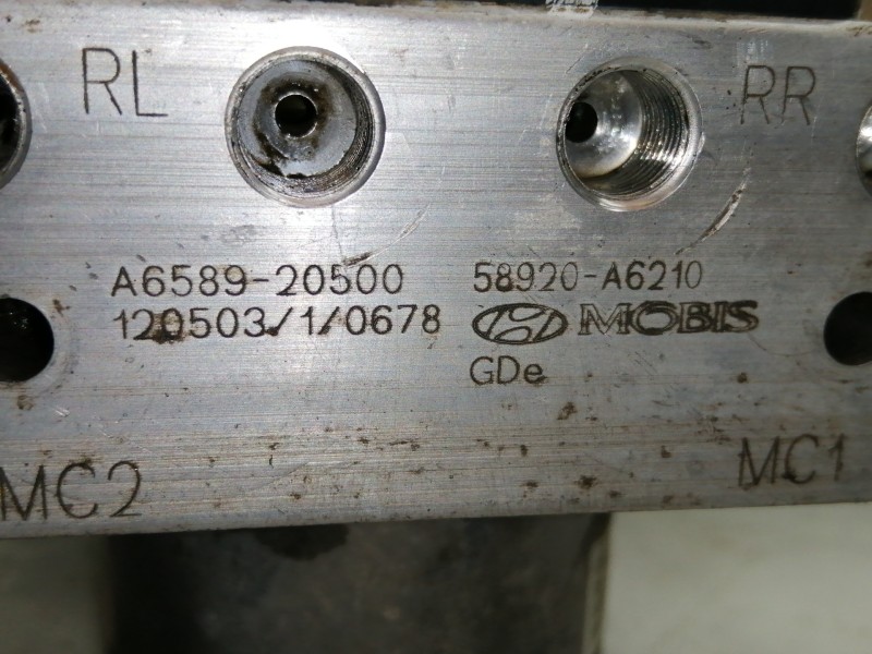 Recambio de abs para hyundai i30 (gd) classic referencia OEM IAM 58920A6210 A65892500 6158945200