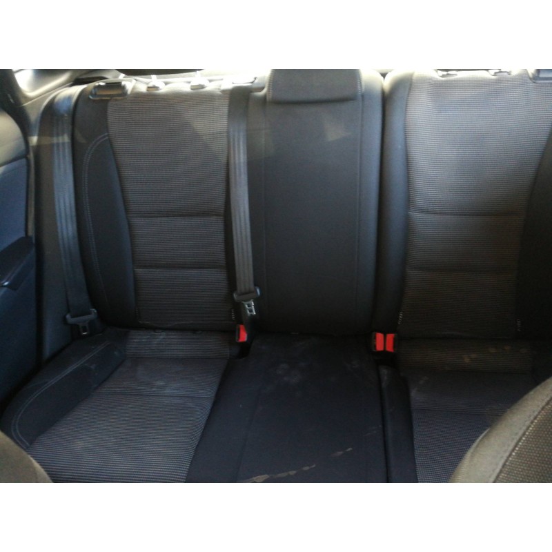 Recambio de asientos traseros para hyundai i30 (gd) classic referencia OEM IAM   